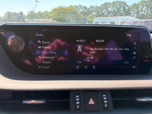 Used 2020 Lexus ES 350 w/ Premium Package FWD image 23
