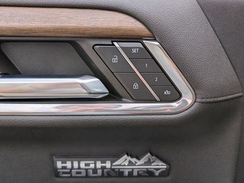 Used 2024 Chevrolet Silverado 1500 High Country w/ Max Trailering Package AWD/4WD image 18