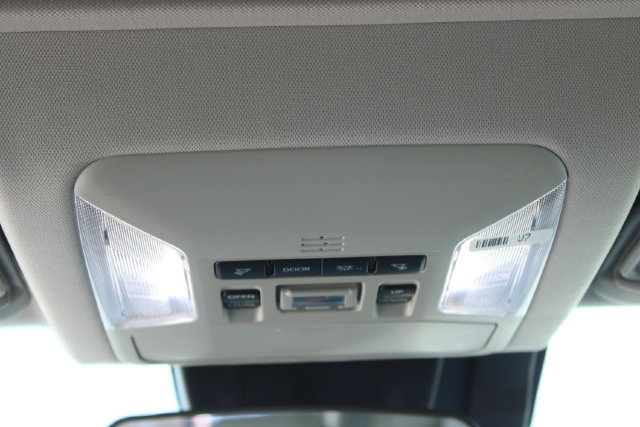 Used 2023 Toyota RAV4 XLE Premium FWD image 17