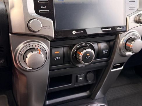 Used 2024 Toyota 4Runner SR5 Premium w/ Moonroof Package AWD/4WD image 18