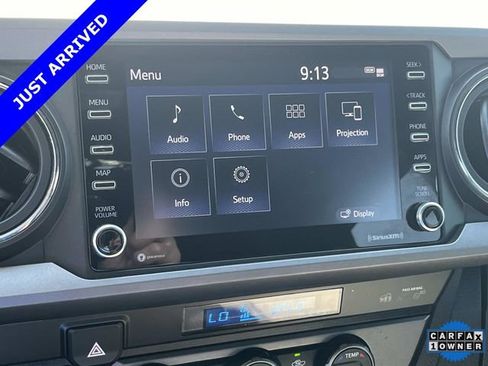 Used 2022 Toyota Tacoma TRD Off-Road AWD/4WD image 32