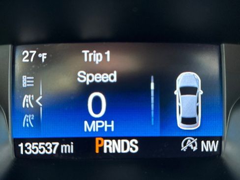 Used 2017 Ford Escape Titanium image 10