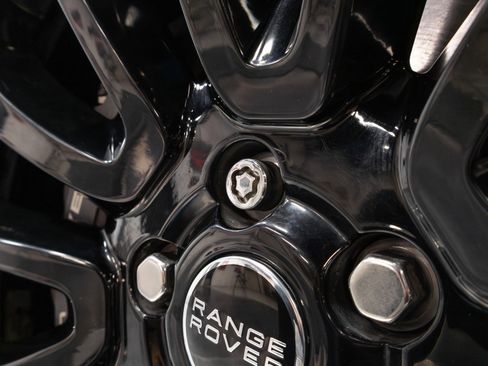 Used 2022 Land Rover Range Rover Autobiography image 20