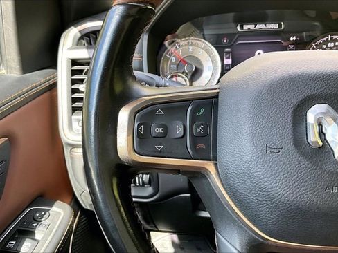 Used 2022 RAM 1500 Limited AWD/4WD image 11