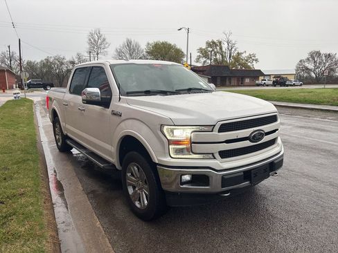 Used 2018 Ford F150 Lariat w/ Equipment Group 502A Luxury image 8