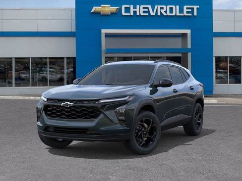 New 2026 Chevrolet Trax LT FWD image 6