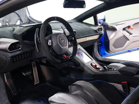 Used 2023 Lamborghini Huracan STO RWD image 49