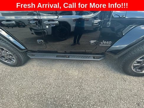 Used 2021 Jeep Wrangler Unlimited Sport AWD/4WD image 17