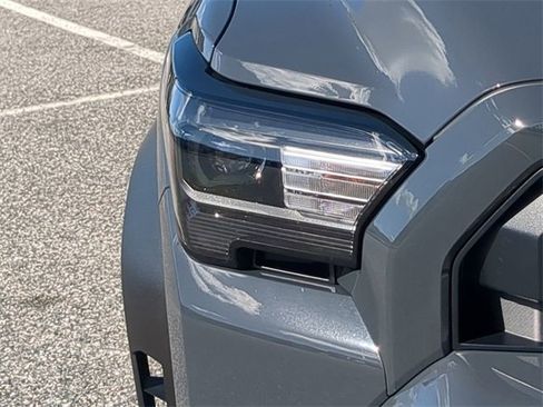 Certified 2025 Toyota 4Runner SR5 image 10