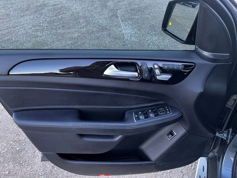 Used 2019 Mercedes-Benz GLE 43 AMG 4MATIC image 11