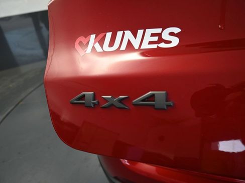 Used 2025 Jeep Compass Trailhawk AWD/4WD image 21