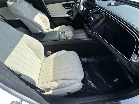Certified 2024 Mercedes-Benz E 350 4MATIC Sedan image 14