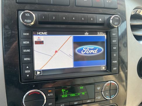 Used 2014 Ford Expedition Limited w/ Equipment Group 301A AWD/4WD image 23