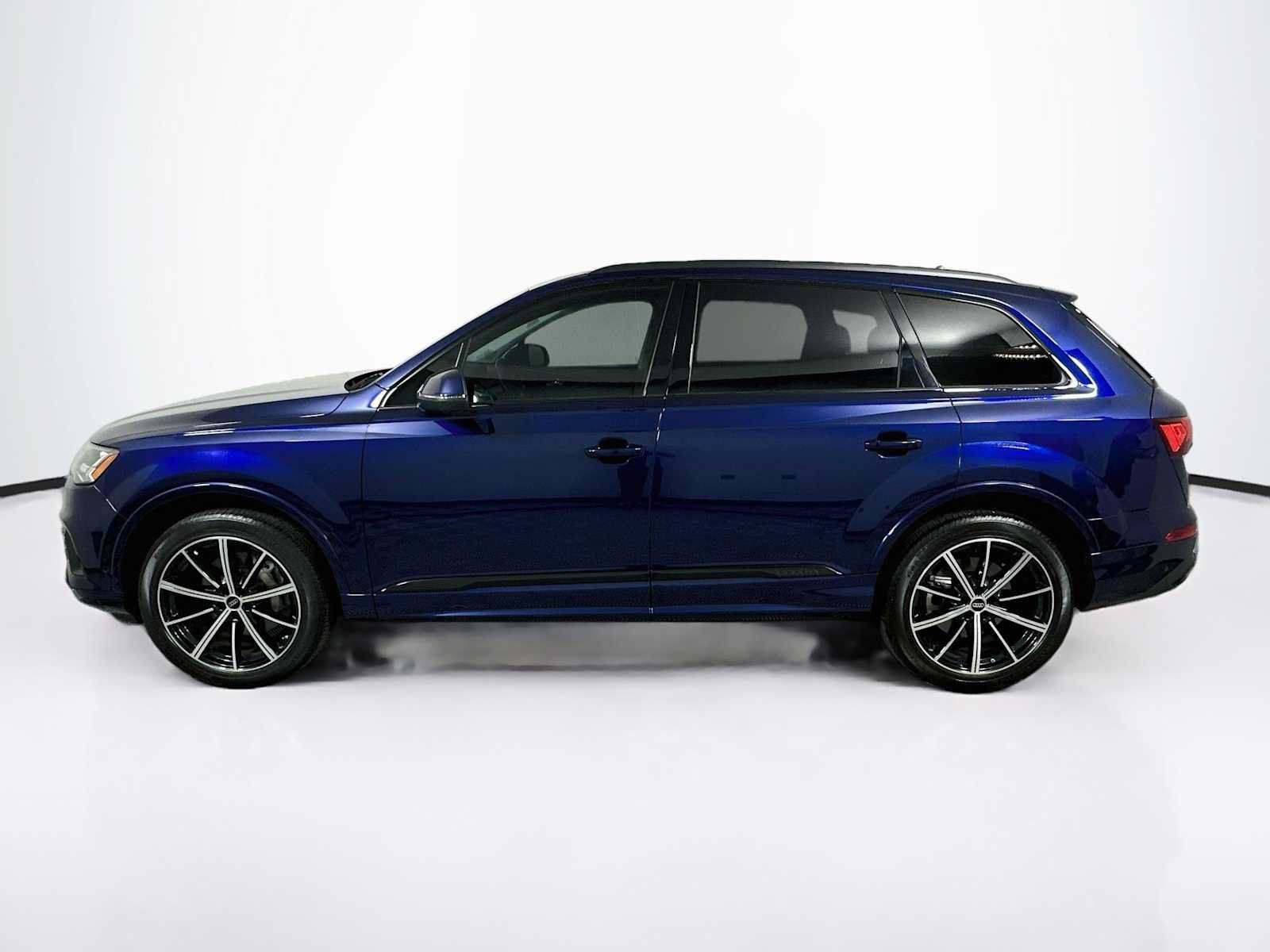 Used 2023 Audi Q7 3.0T Premium Plus w/ Premium Plus Package AWD/4WD image 2