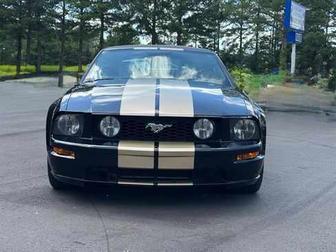 Used 2005 Ford Mustang GT RWD image 11