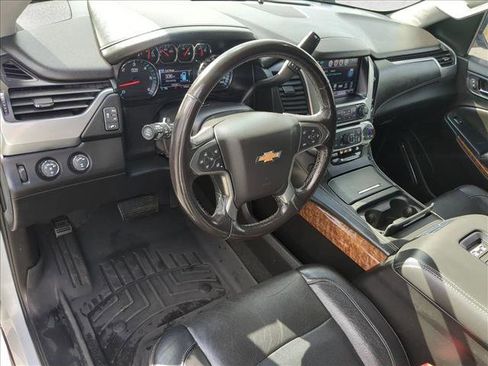 Used 2018 Chevrolet Tahoe Premier AWD/4WD image 13