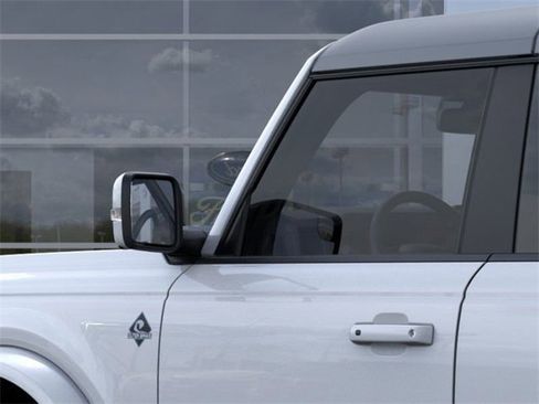 New 2025 Ford Bronco Outer Banks image 22