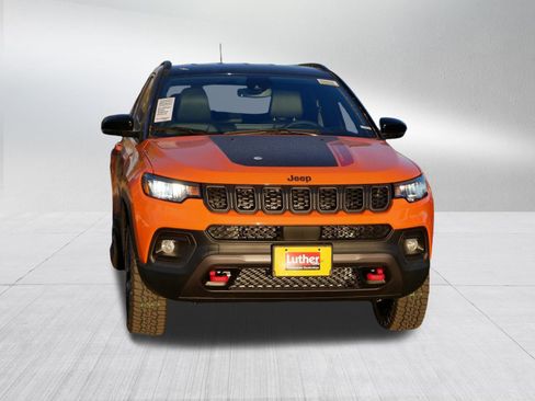 New 2026 Jeep Compass Trailhawk w/ Trailer Tow Group image 2