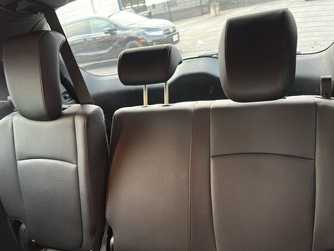 Used 2025 Honda Odyssey Sport-L image 10