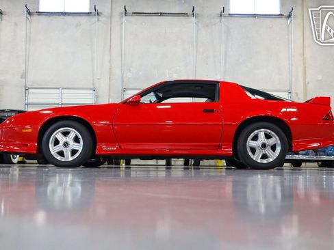 Used 1991 Chevrolet Camaro Z28 image 17