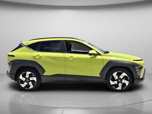 Used 2024 Hyundai Kona Limited FWD image 5