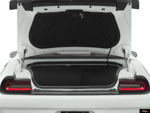 Used 2021 Dodge Challenger R/T Scat Pack image 9