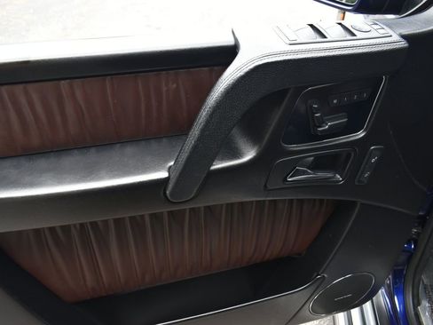 Used 2014 Mercedes-Benz G 63 AMG 4MATIC image 41