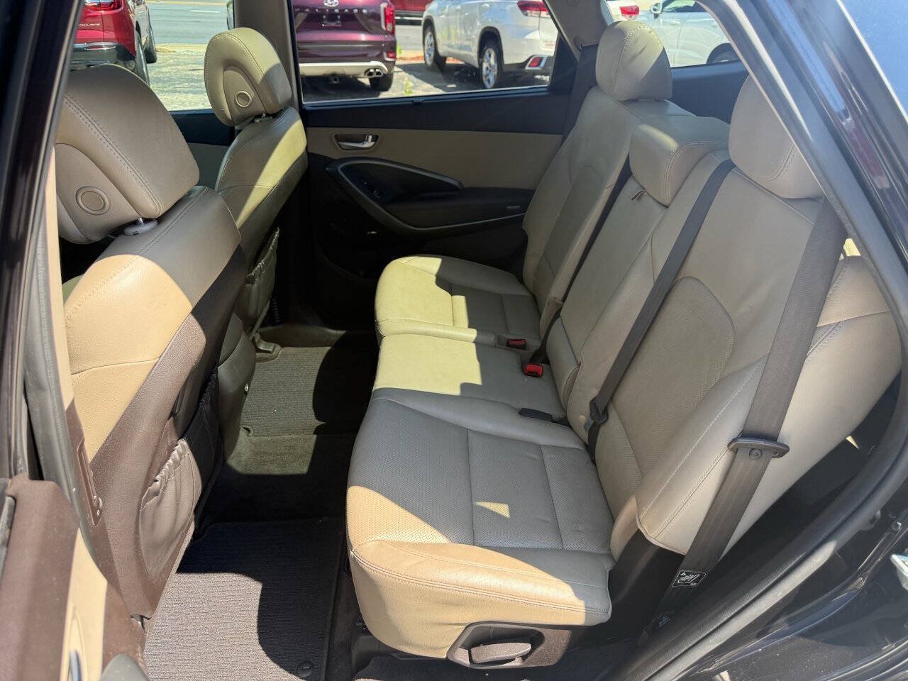Used 2018 Hyundai Santa Fe AWD w/ SE Ultimate Tech Package 03 image 19