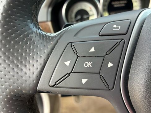 Used 2014 Mercedes-Benz E 350 Sport image 13