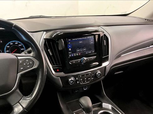 Used 2021 Chevrolet Traverse LT w/ LPO, Cargo Package AWD/4WD image 5