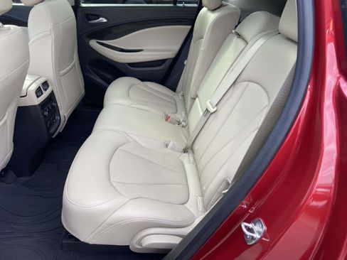 Used 2020 Buick Envision Essence w/ Experience Buick Package image 5