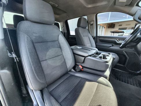 Used 2025 Chevrolet Silverado 2500 LT w/ Convenience Package image 15