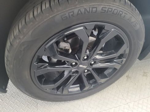 Used 2019 GMC Terrain SLT w/ Black Edition AWD/4WD image 31