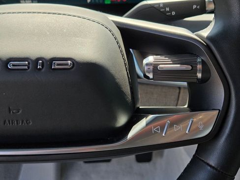 Used 2024 Lucid Air Touring AWD/4WD image 30