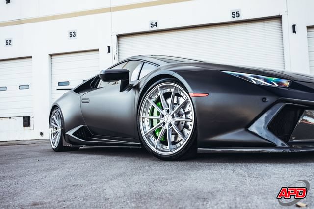 Used 2019 Lamborghini Huracan LP 580-2 RWD image 31