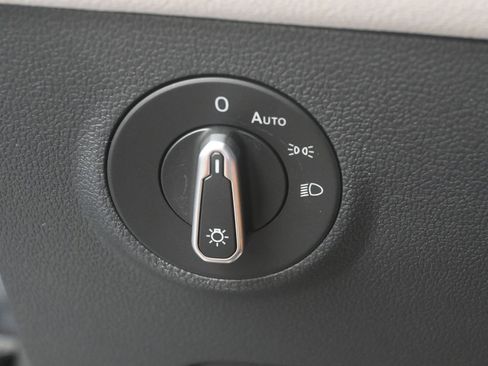 Used 2025 Volkswagen Taos S AWD/4WD image 24