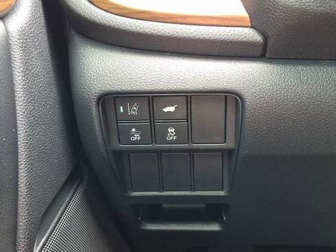 Used 2020 Honda CR-V Touring image 32