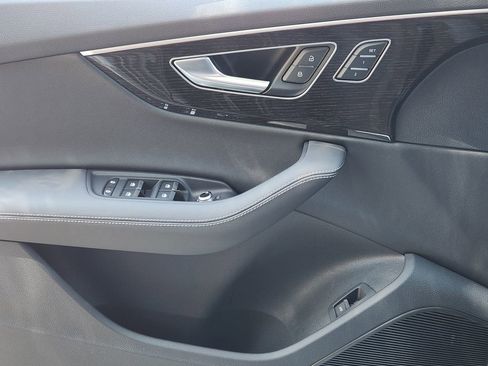 New 2025 Audi Q7 3.0T Premium Plus image 26
