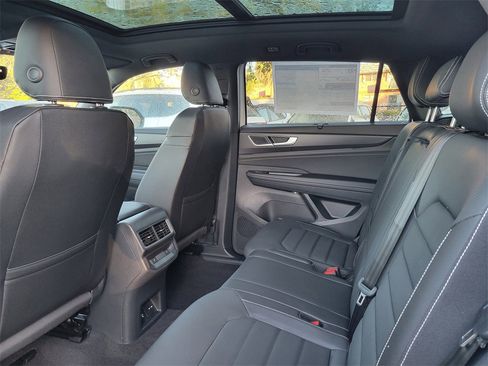 New 2026 Volkswagen Atlas Cross Sport SEL image 5