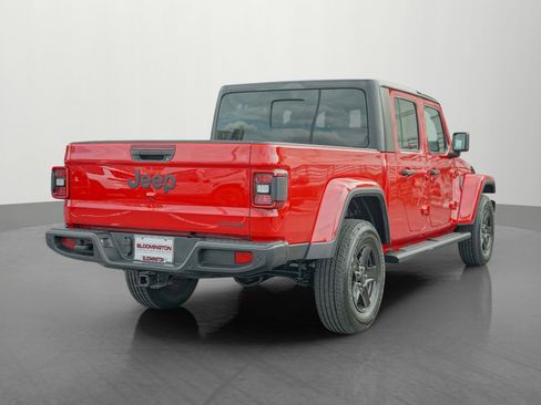 Used 2021 Jeep Gladiator Sport image 7