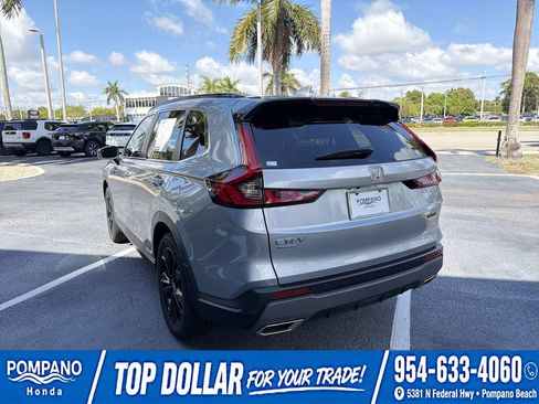 Used 2023 Honda CR-V Sport Touring image 7