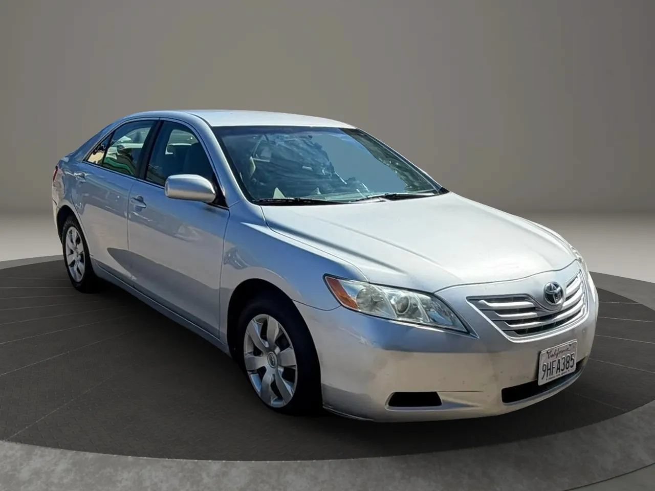 Used 2007 Toyota Camry LE FWD image 3