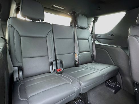 Used 2025 GMC Yukon Denali image 18