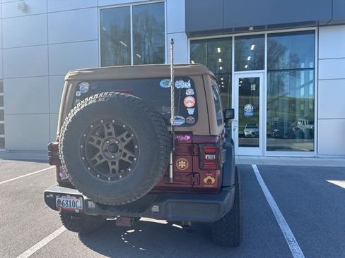 Used 2021 Jeep Wrangler Unlimited Sport image 33