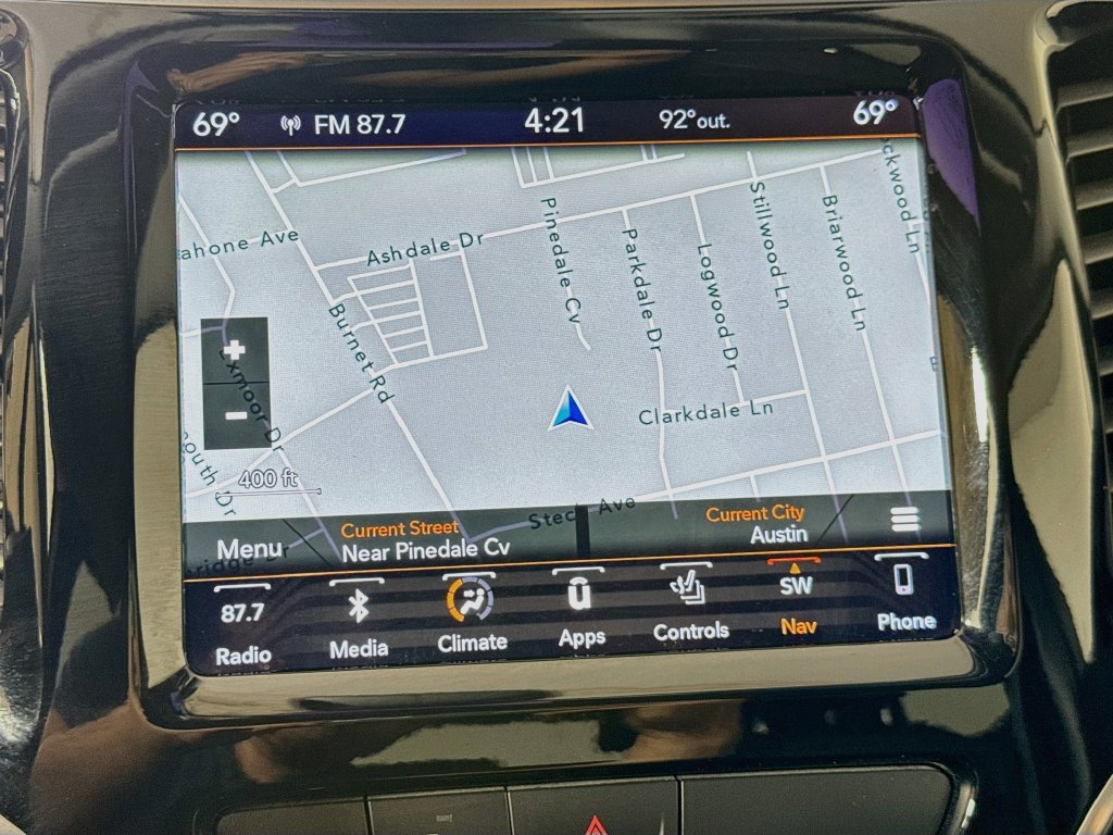 Used 2019 Jeep Cherokee Limited FWD image 15