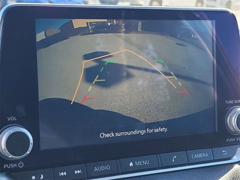 Used 2023 Nissan Sentra SV image 18