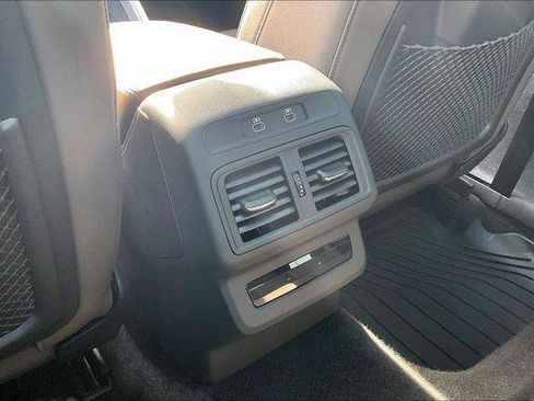 Used 2025 Audi Q5 Premium w/ Convenience Package AWD/4WD image 10