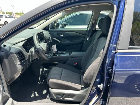 New 2026 Nissan Rogue SV FWD image 16