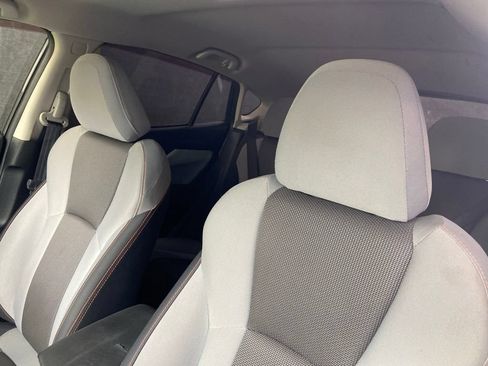 Used 2019 Subaru Crosstrek 2.0i Premium AWD/4WD image 12
