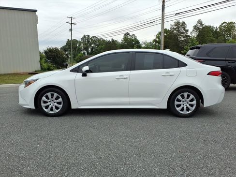 Used 2024 Toyota Corolla LE FWD image 13